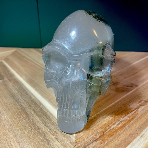 Large Hand Carved Alien Crystal Skull - Picture 5 of 7